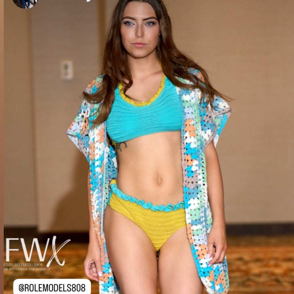 2 toned bikini